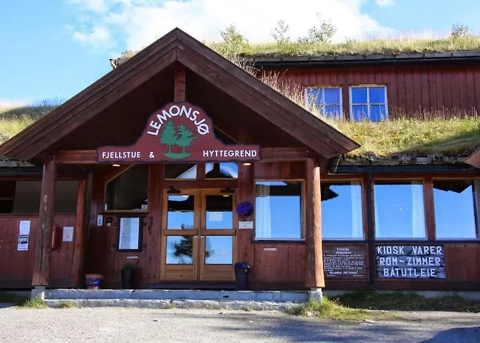 Cozy Near Besseggen With A Private Sauna Randsverk